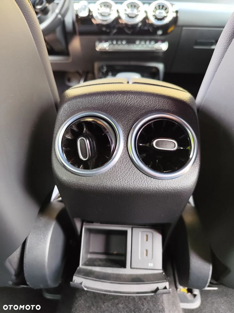 Mercedes-Benz Klasa A 45 S AMG 4-Matic 8G-DCT - 28
