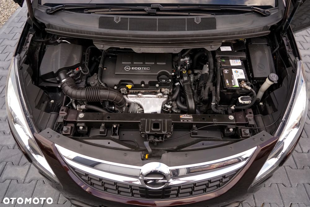 Opel Zafira - 38