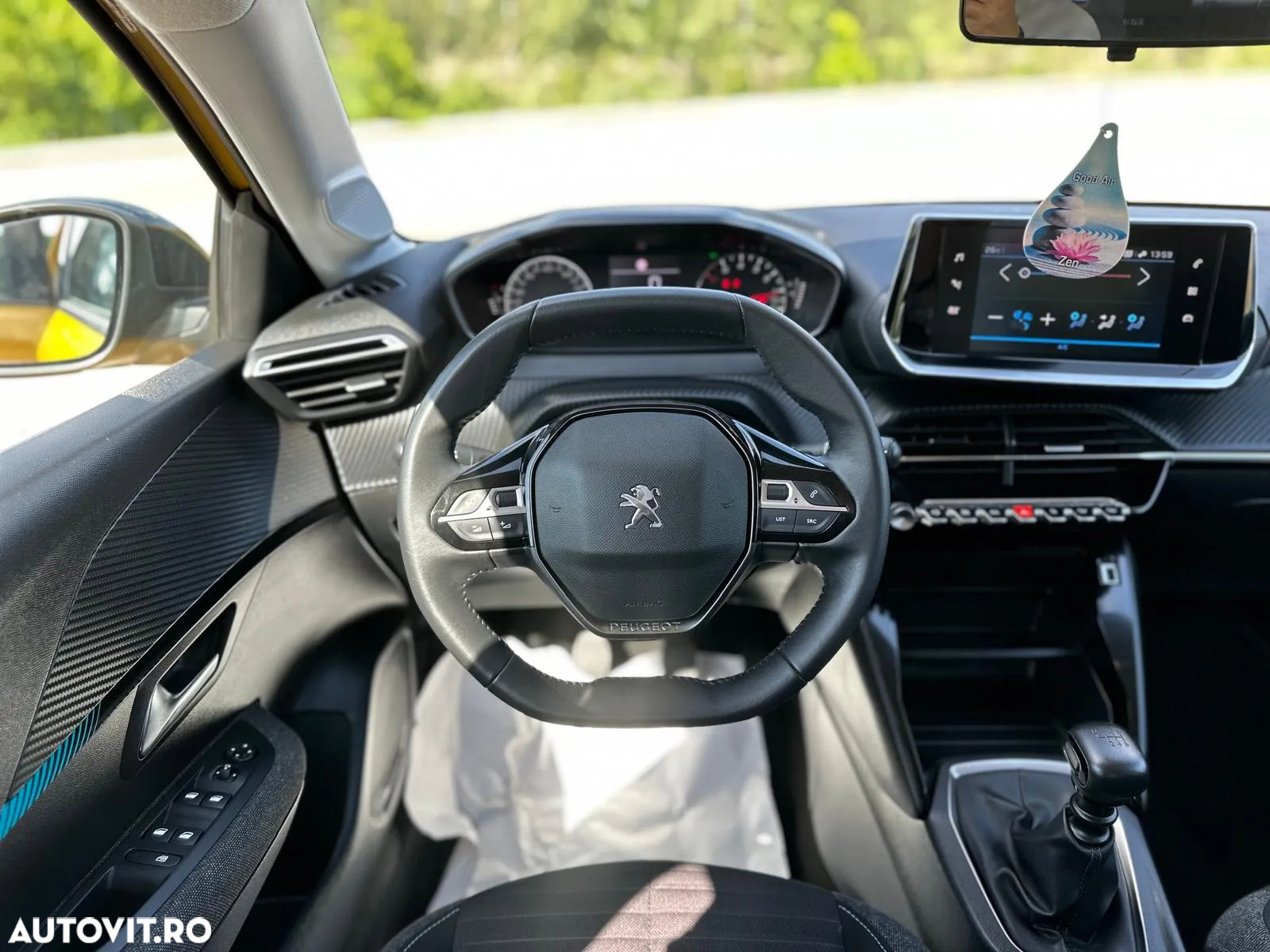 Peugeot 208 PureTech 100 Style - 15