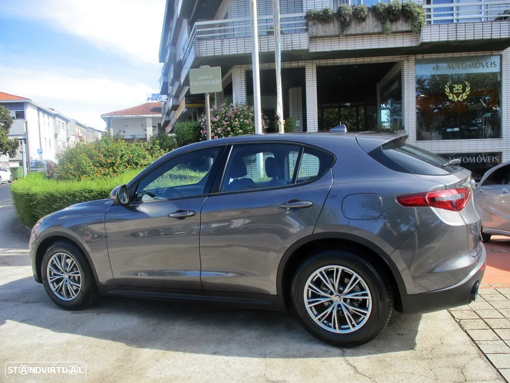 Alfa Romeo Stelvio 2.2 D Super AT8 - 4