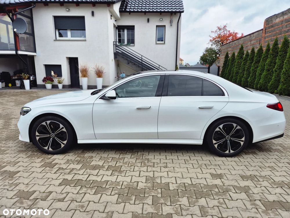 Mercedes-Benz Klasa E 220 d Avantgarde - 4