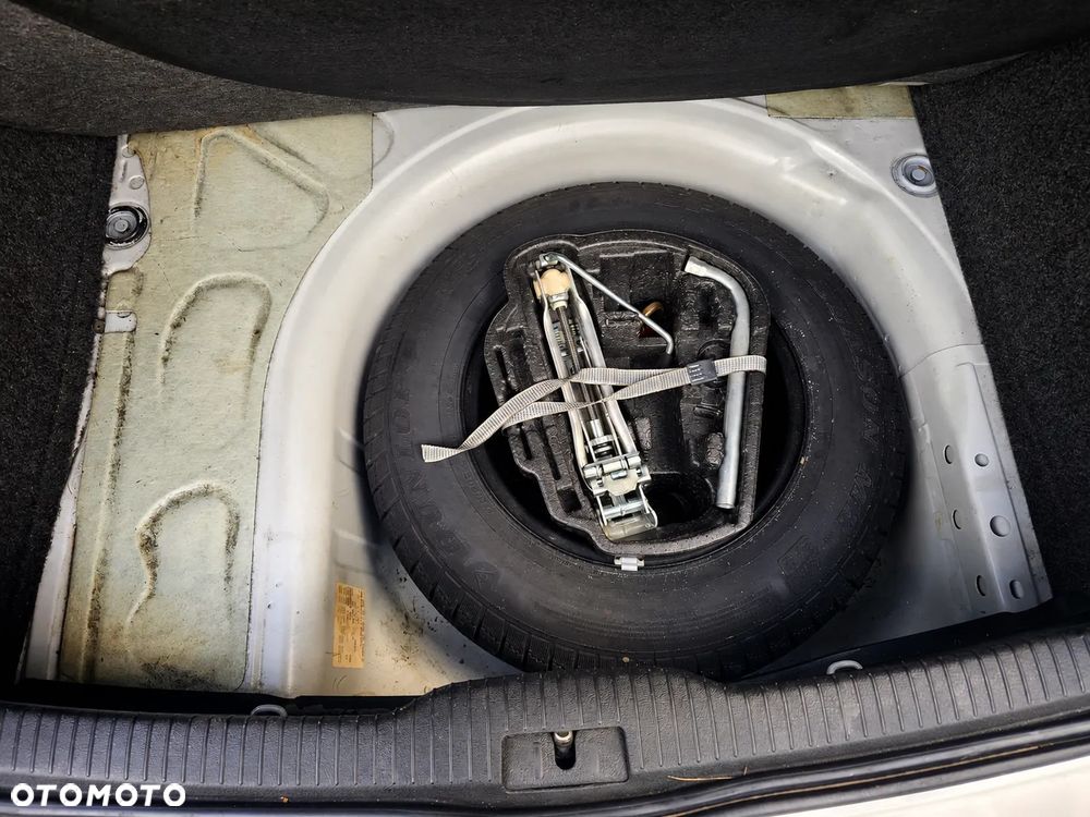 Volkswagen Golf - 11