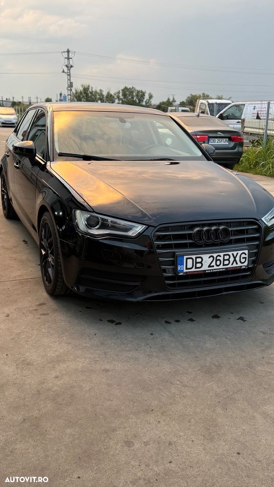 Audi A3 Sportback 2014 photo 2
