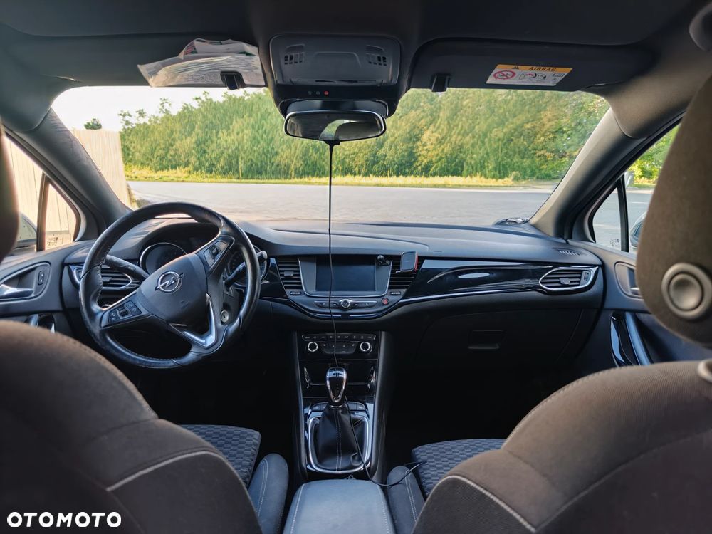 Opel Astra 1.6 T Dynamic S&S - 19