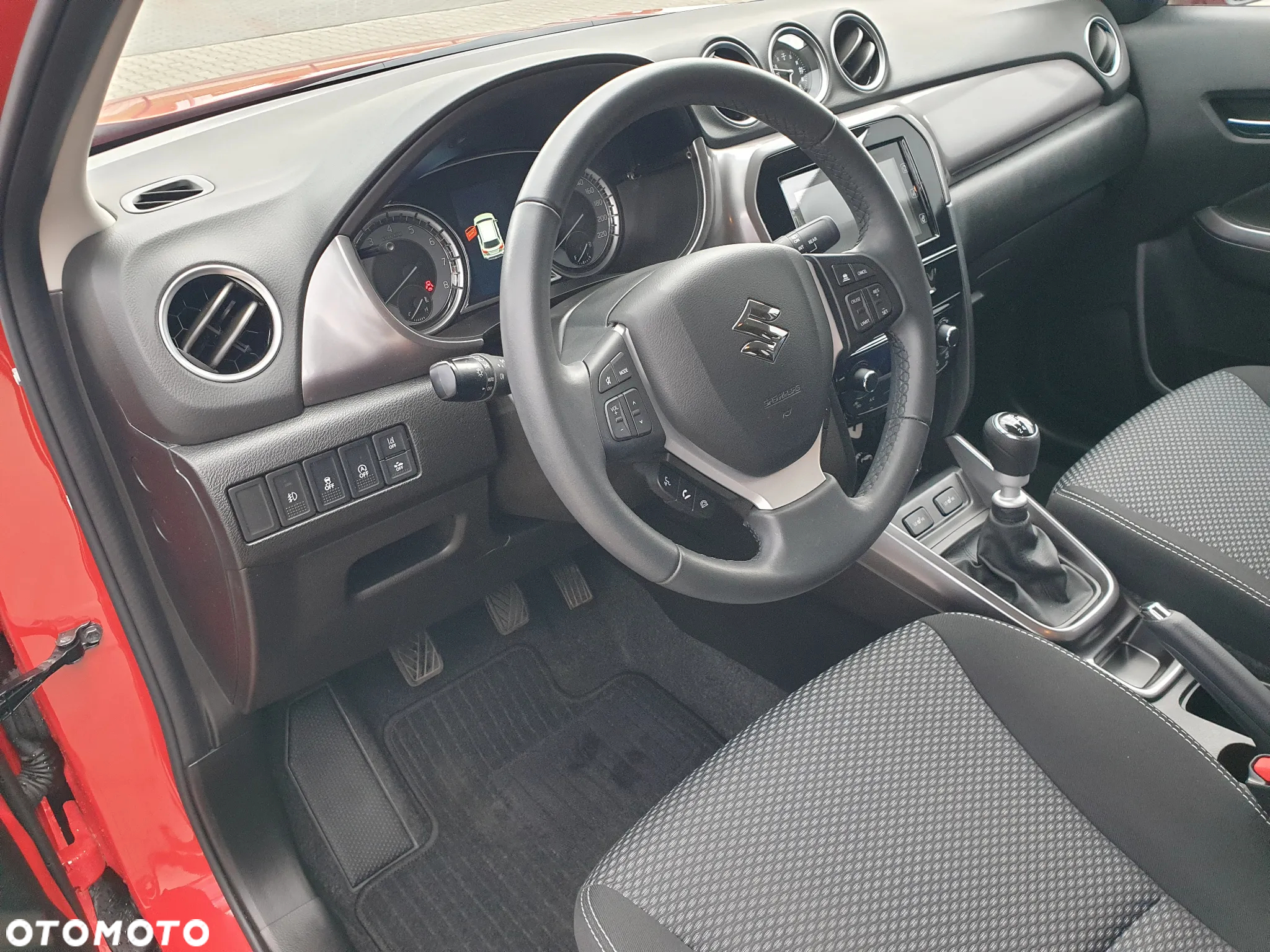 Suzuki Vitara 1.4 Boosterjet Premium 2WD - 16