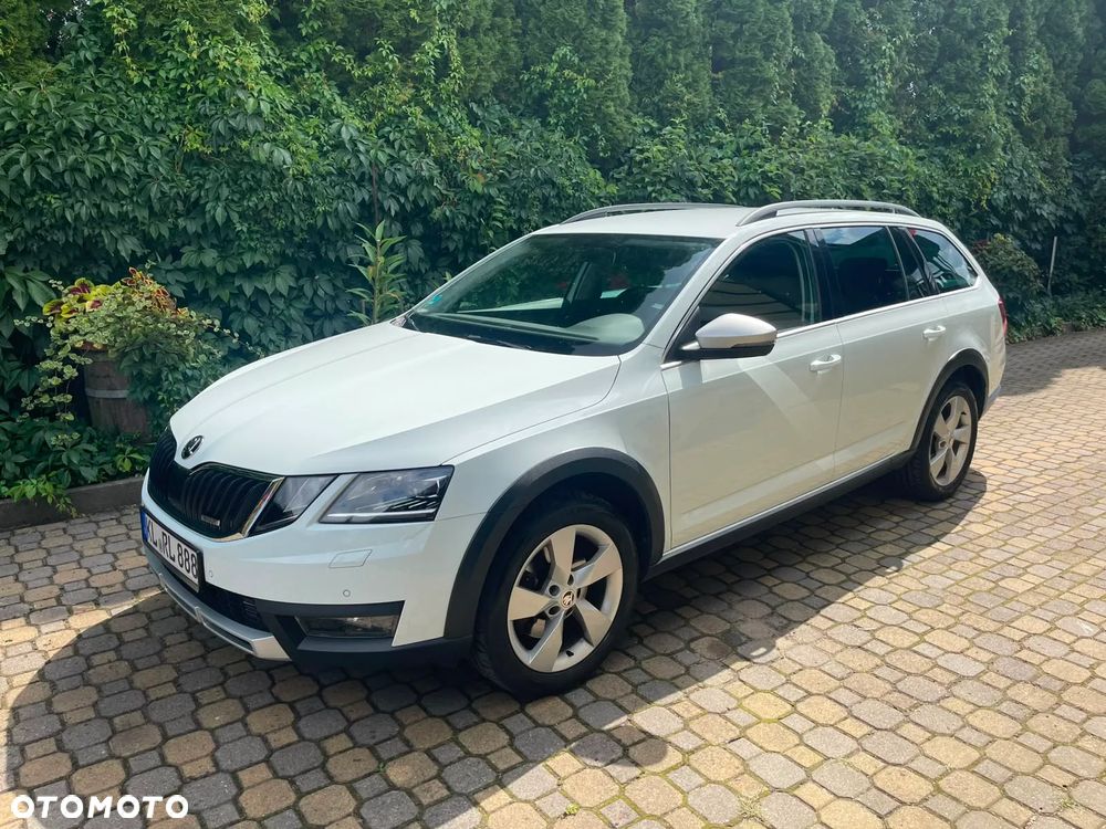 Skoda Octavia 2.0 TDI 4x4 DSG Scout - 5