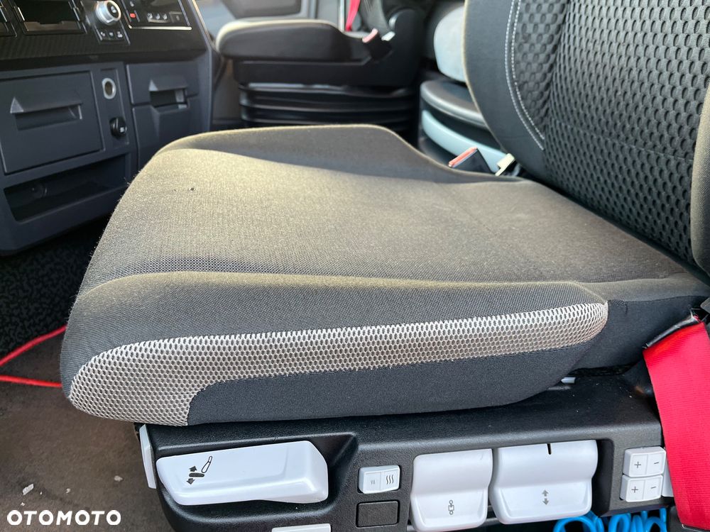 Renault Thigh440 High Sleeper Cab - 8