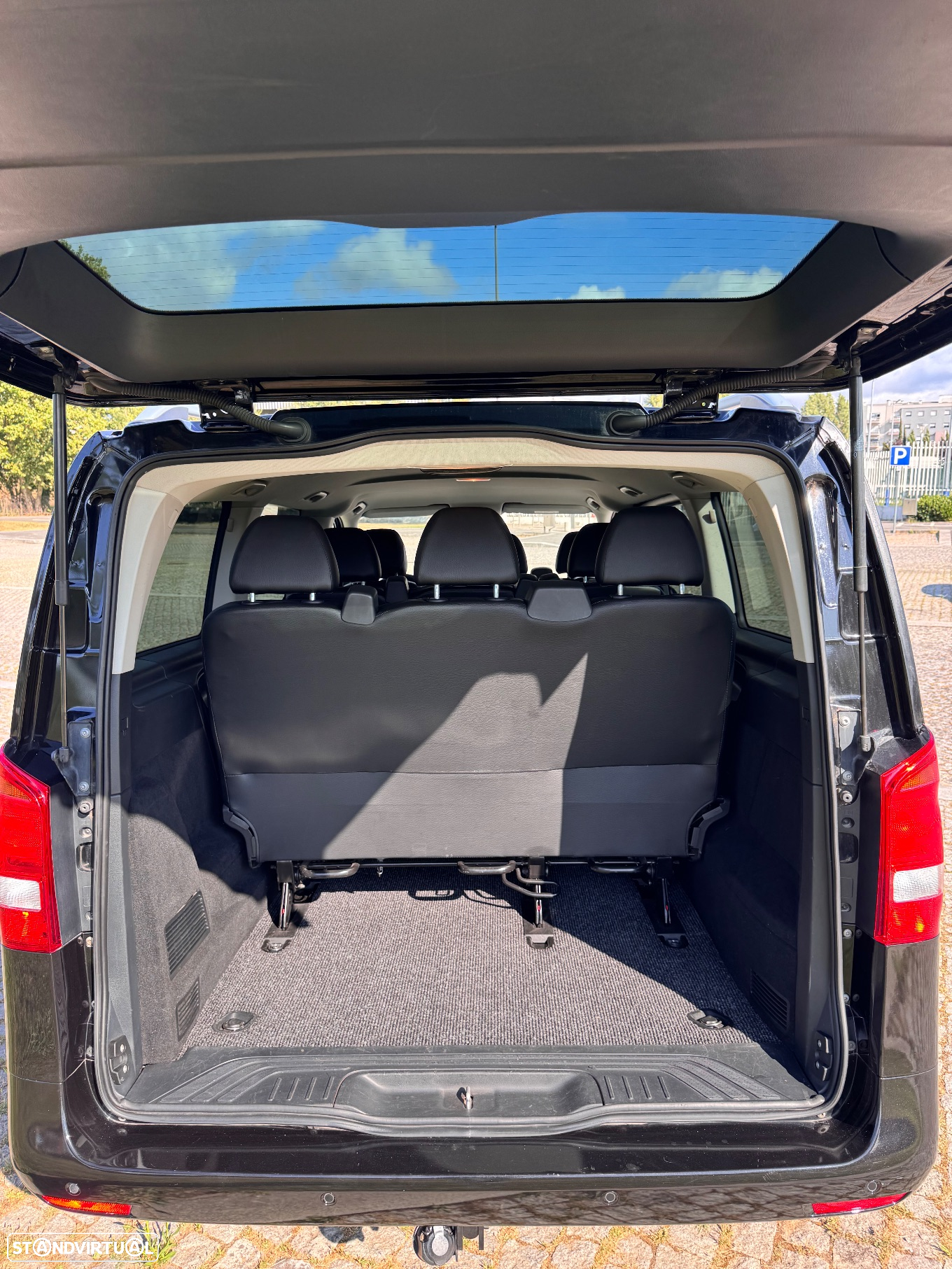 Mercedes-Benz Vito Tourer - 17