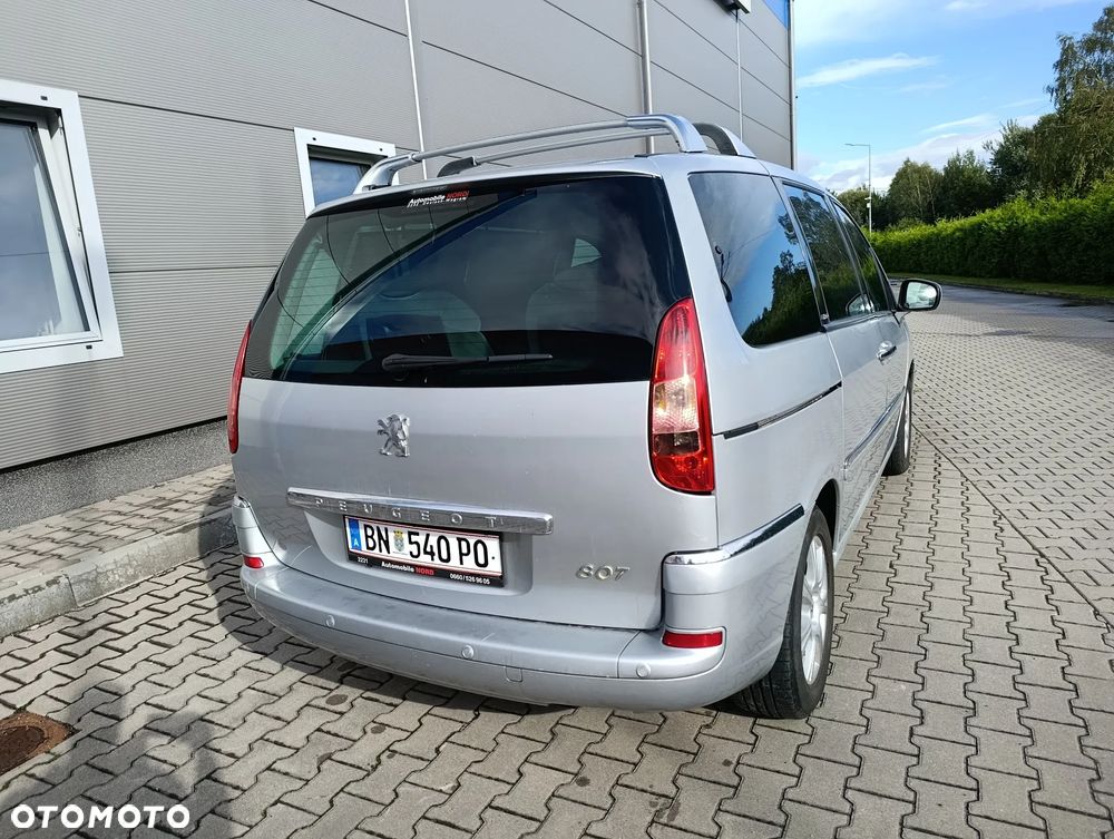 Peugeot 807 HDi 135 Premium - 16