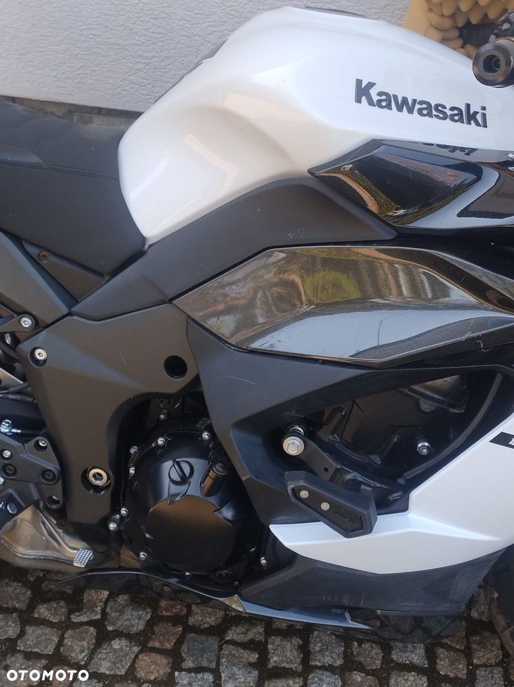 Kawasaki Ninja 1000 SX - 12