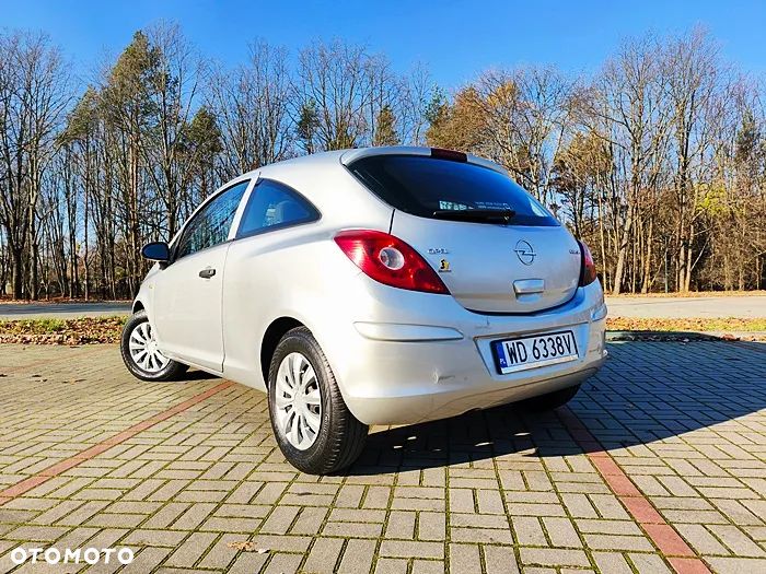 Opel Corsa - 8