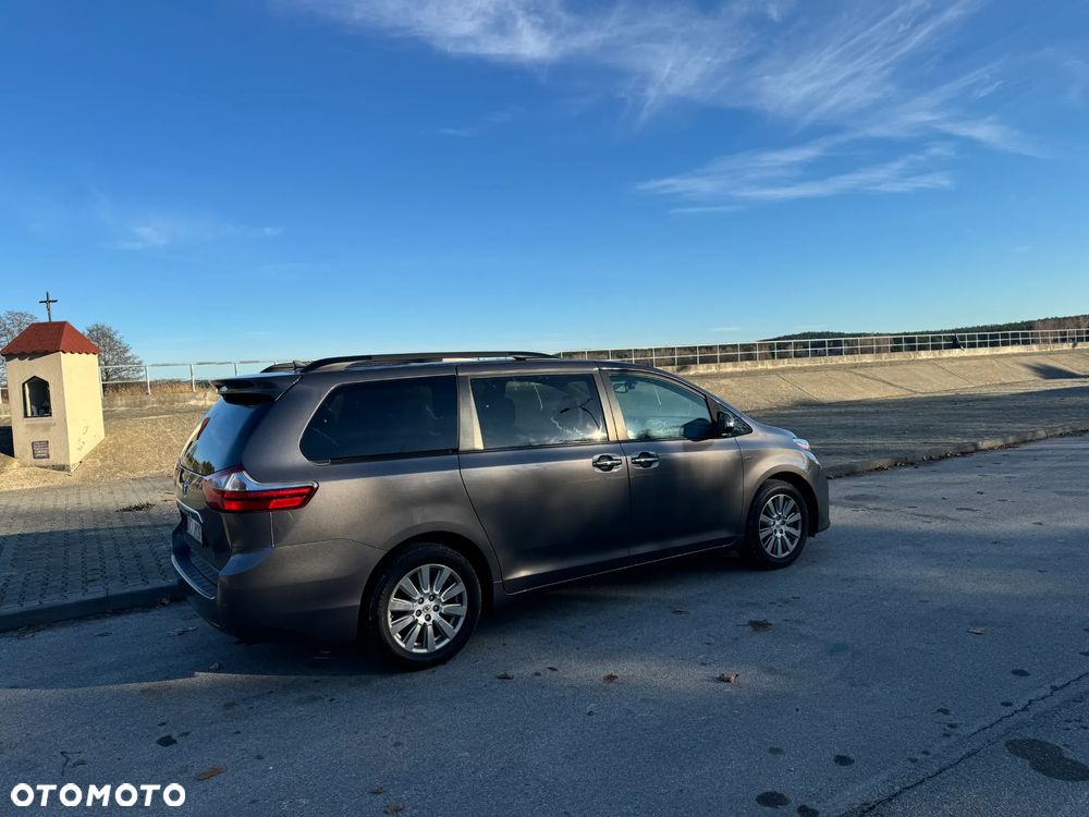 Toyota Sienna 3.5 V6 Limited AWD - 32