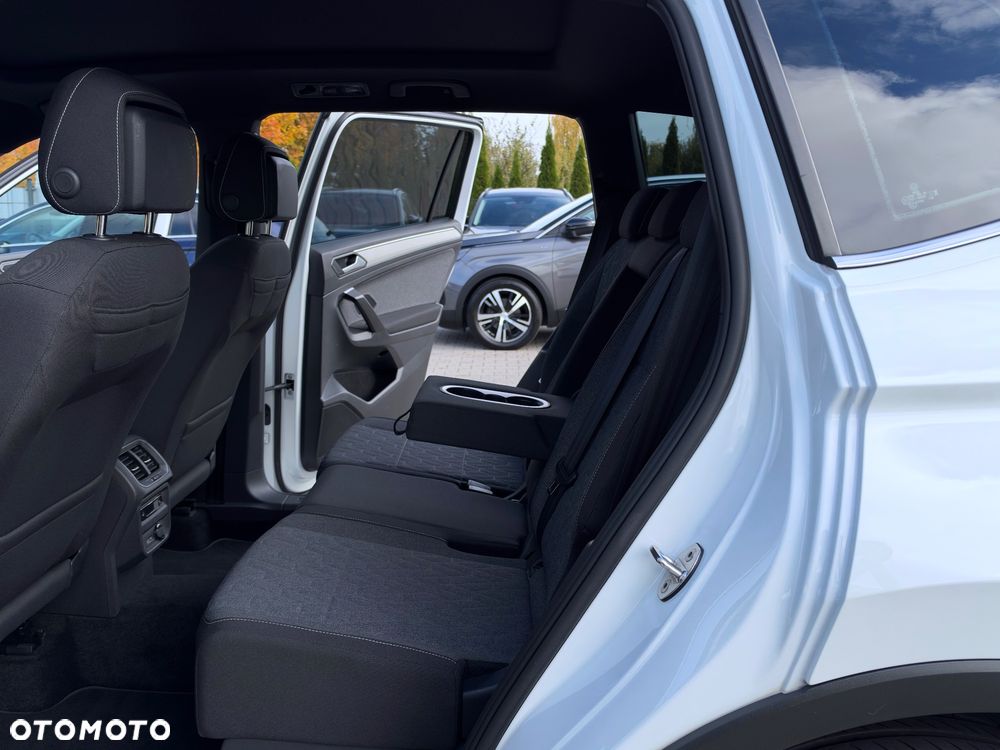 Volkswagen Tiguan Allspace 2.0 TDI SCR DSG Move - 36