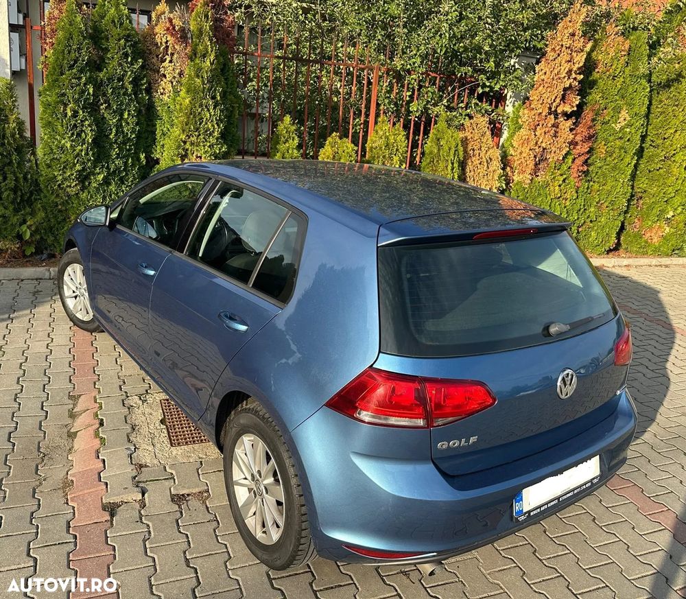 Volkswagen Golf 1.6 TDI BlueMotion Technology DSG Trendline - 3