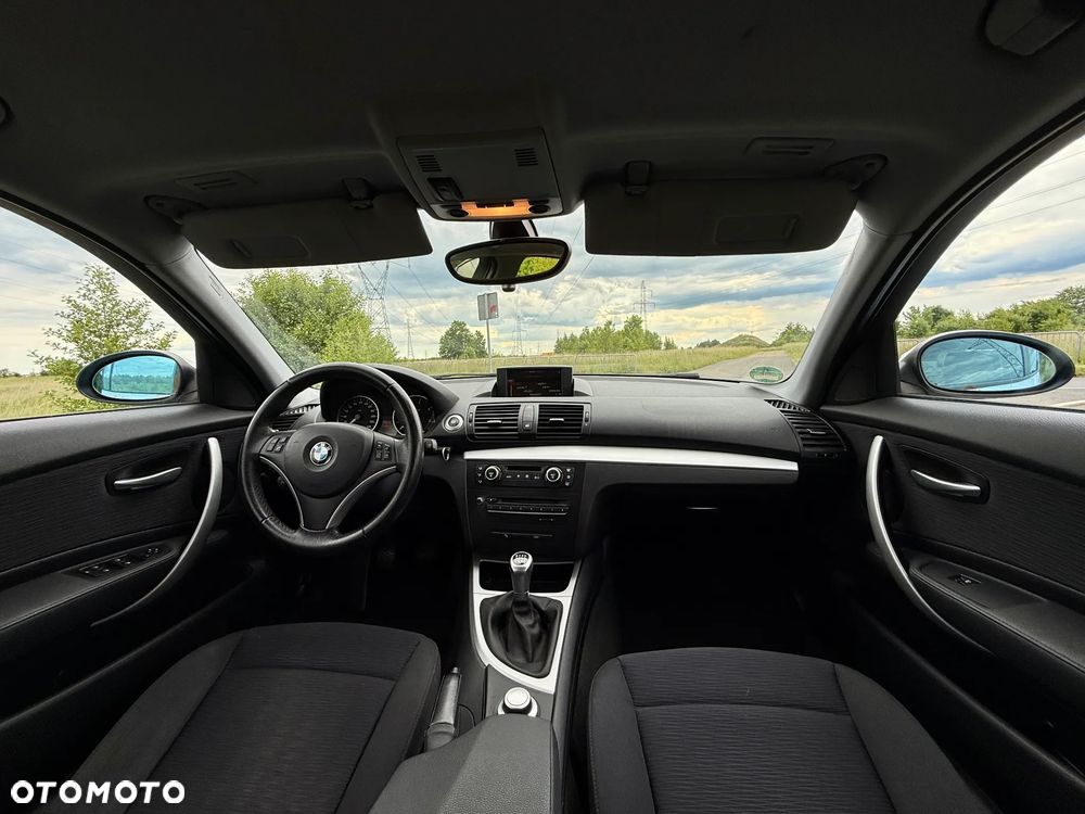 BMW Seria 1 - 23