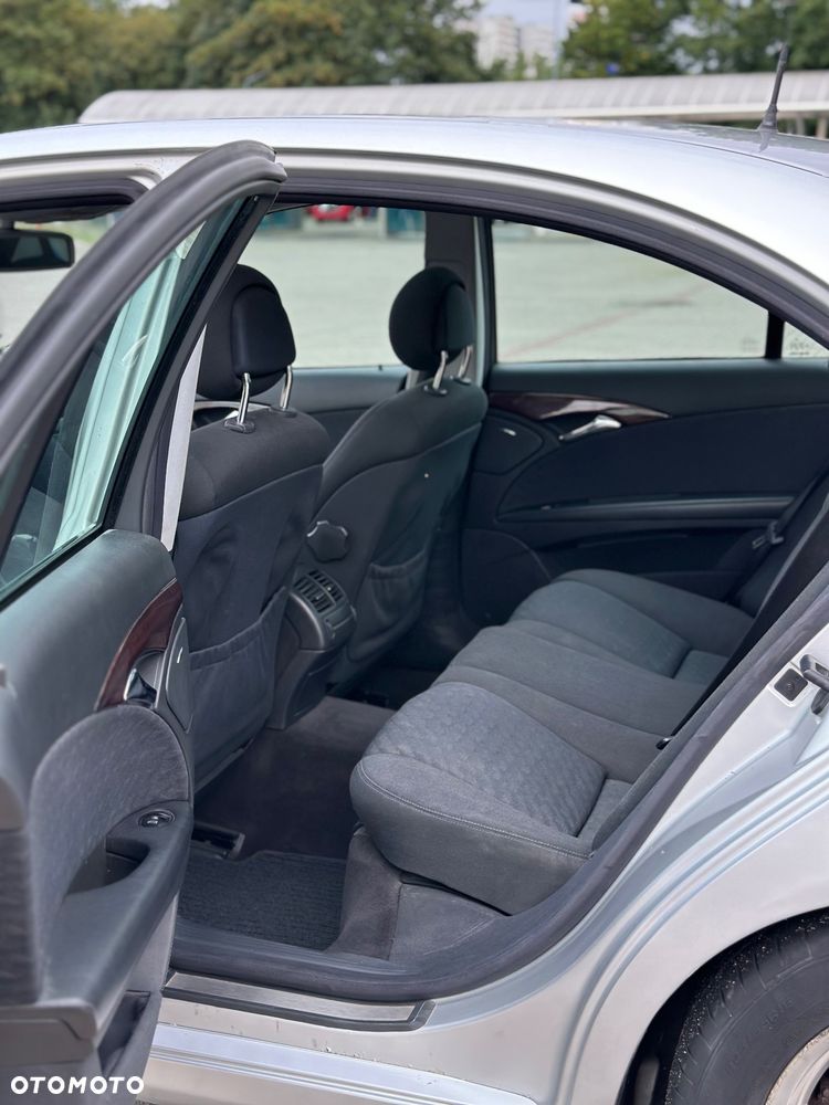 Mercedes-Benz Klasa E 200 CDI Classic - 8