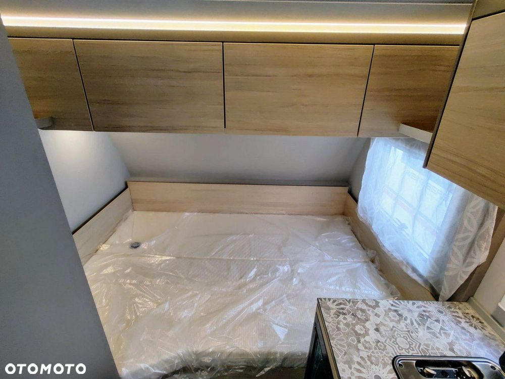 Weinsberg CaraCito 390 QD - przyczepka z niskim DMC 1100 KG - 9