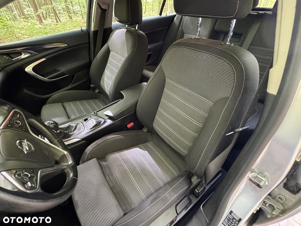 Opel Insignia - 23