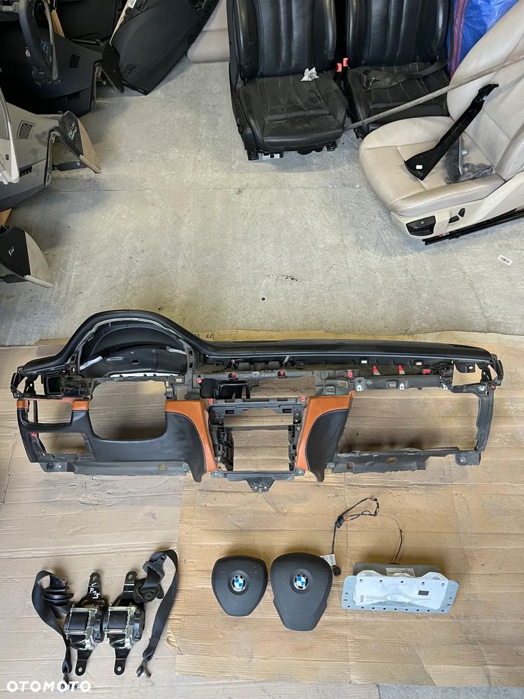 BMW X5 F15 DESKA ROZDZIELCZA KOKPIT KONSOLA AIRBAG NAPINACZE HUD ORYGINAŁ KOMPLET - 4