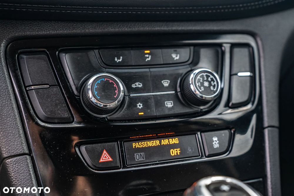 Buick Encore - 19