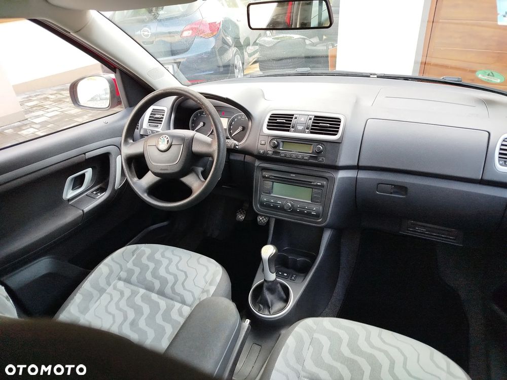 Skoda Roomster 1.6 16V Style PLUS EDITION - 6