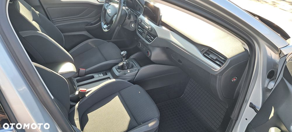 Ford Focus ver-1-5-tdci-gold-x - 8