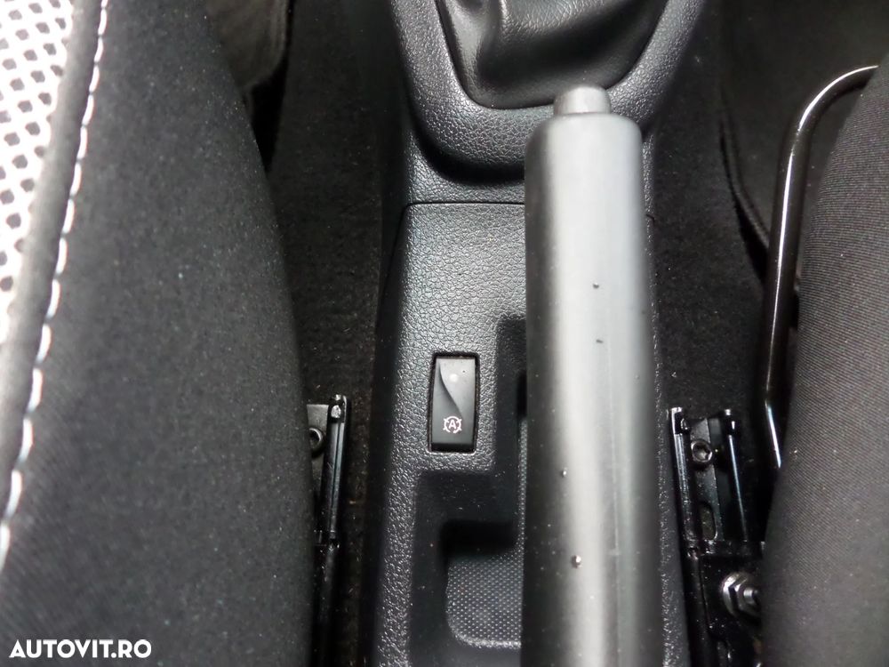 Dacia Sandero 0.9 Stepway - 28