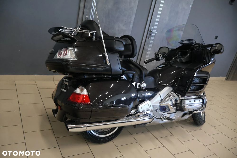 Honda GL - 11