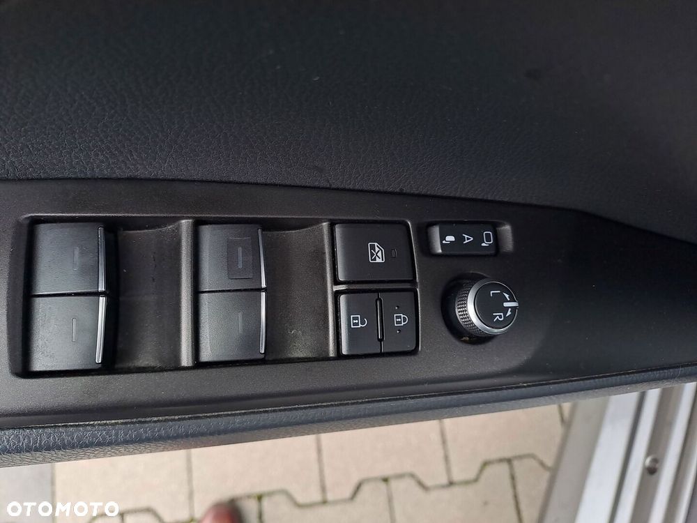 Toyota Camry 2.5 Hybrid Prestige CVT - 13