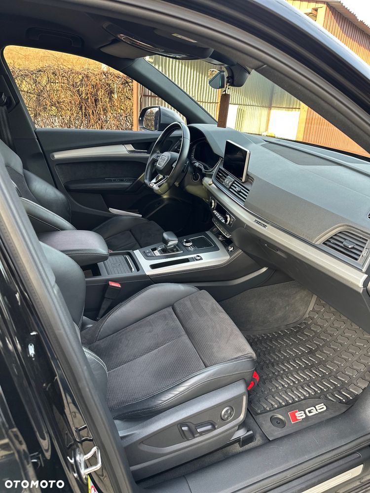 Audi SQ5 - 10