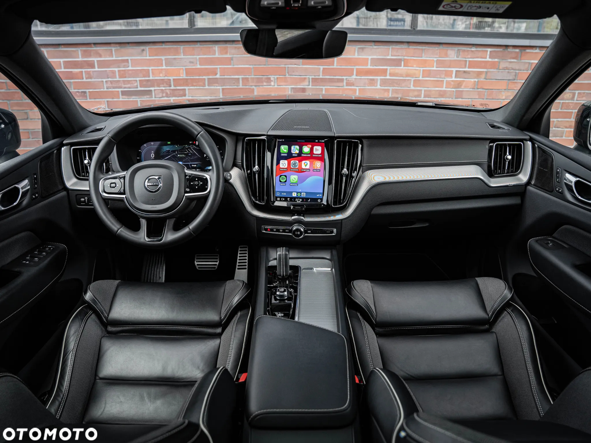 Volvo XC 60 T8 AWD Plug-in Hybrid Ultra Dark - 6