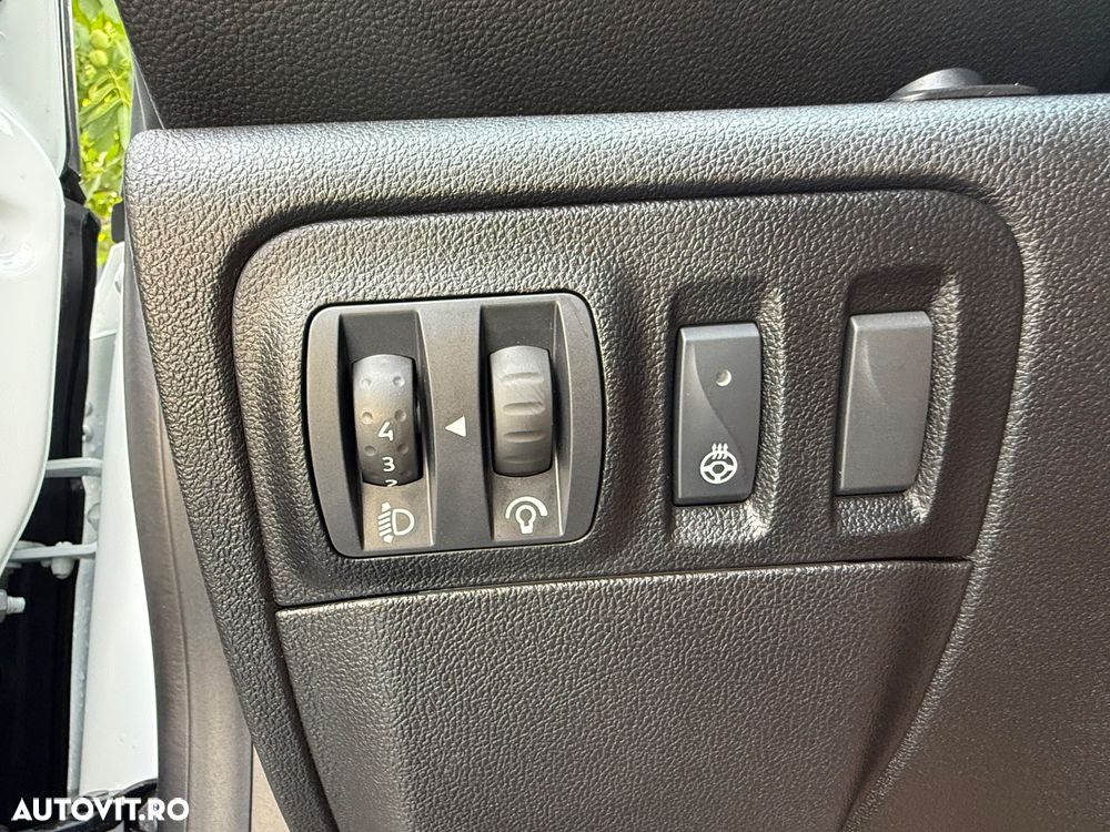 Renault Megane Blue dCi 116 EDC Intens - 20