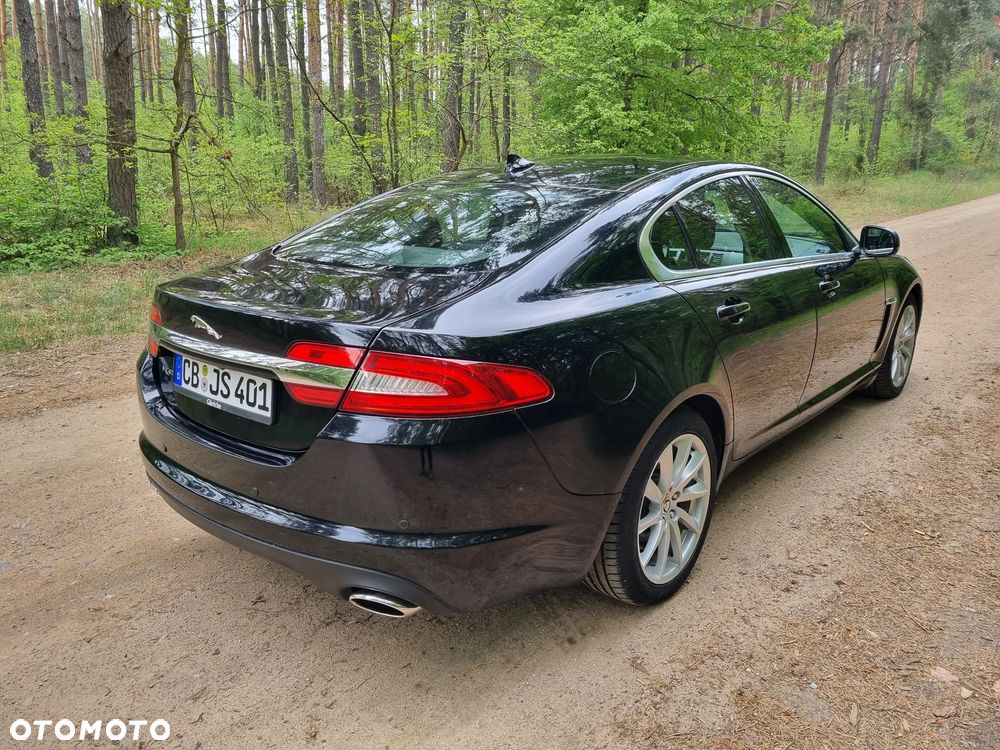 Jaguar XF 3.0 V6 D Premium Luxury - 3