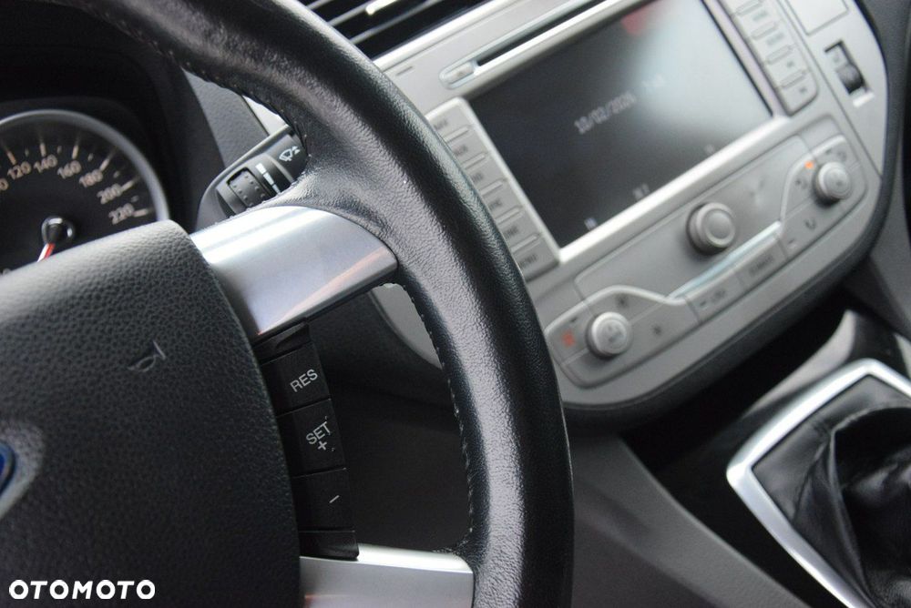 Ford Kuga 2.0 TDCi 4x4 Individual - 35