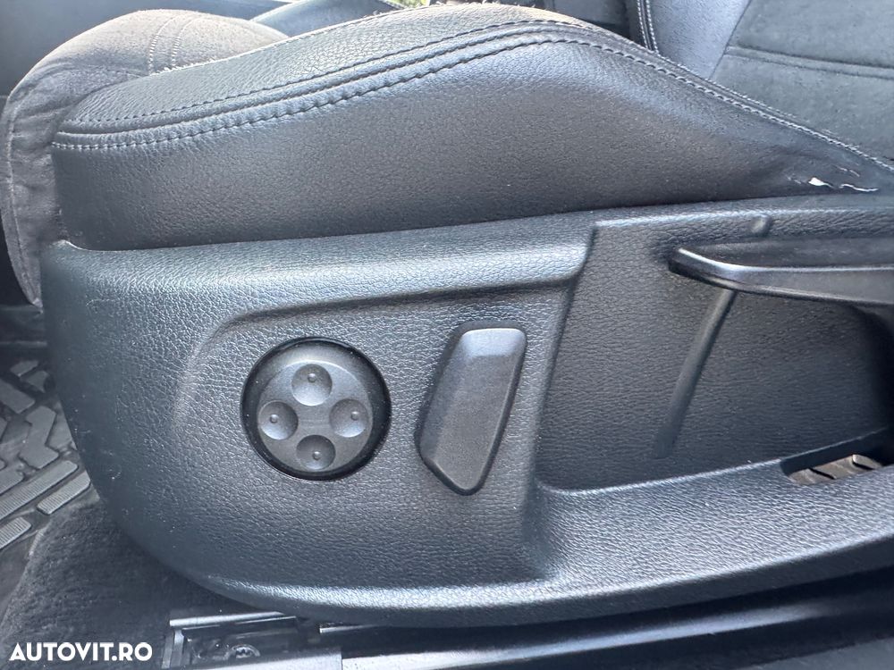 Volkswagen Passat CC 2.0 TDI BlueMotion Technology DSG - 18