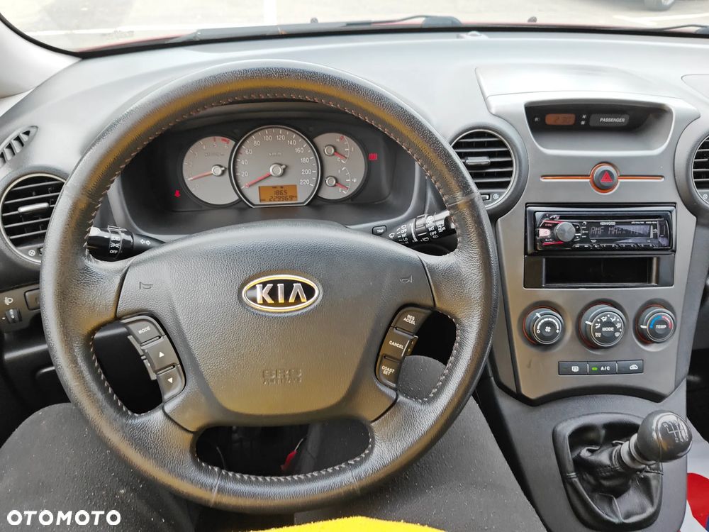 Kia Carens CRDi DPF LX - 20