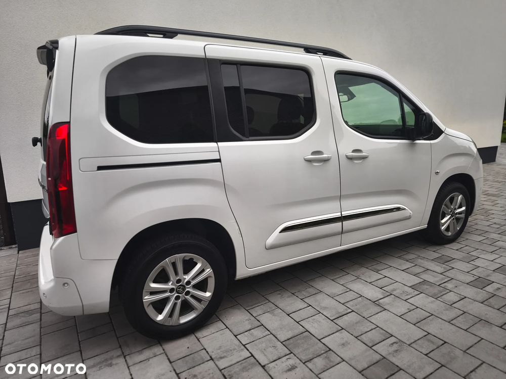 Toyota Proace City Verso 1.2 Turbo L1 Team Deutschland - 5