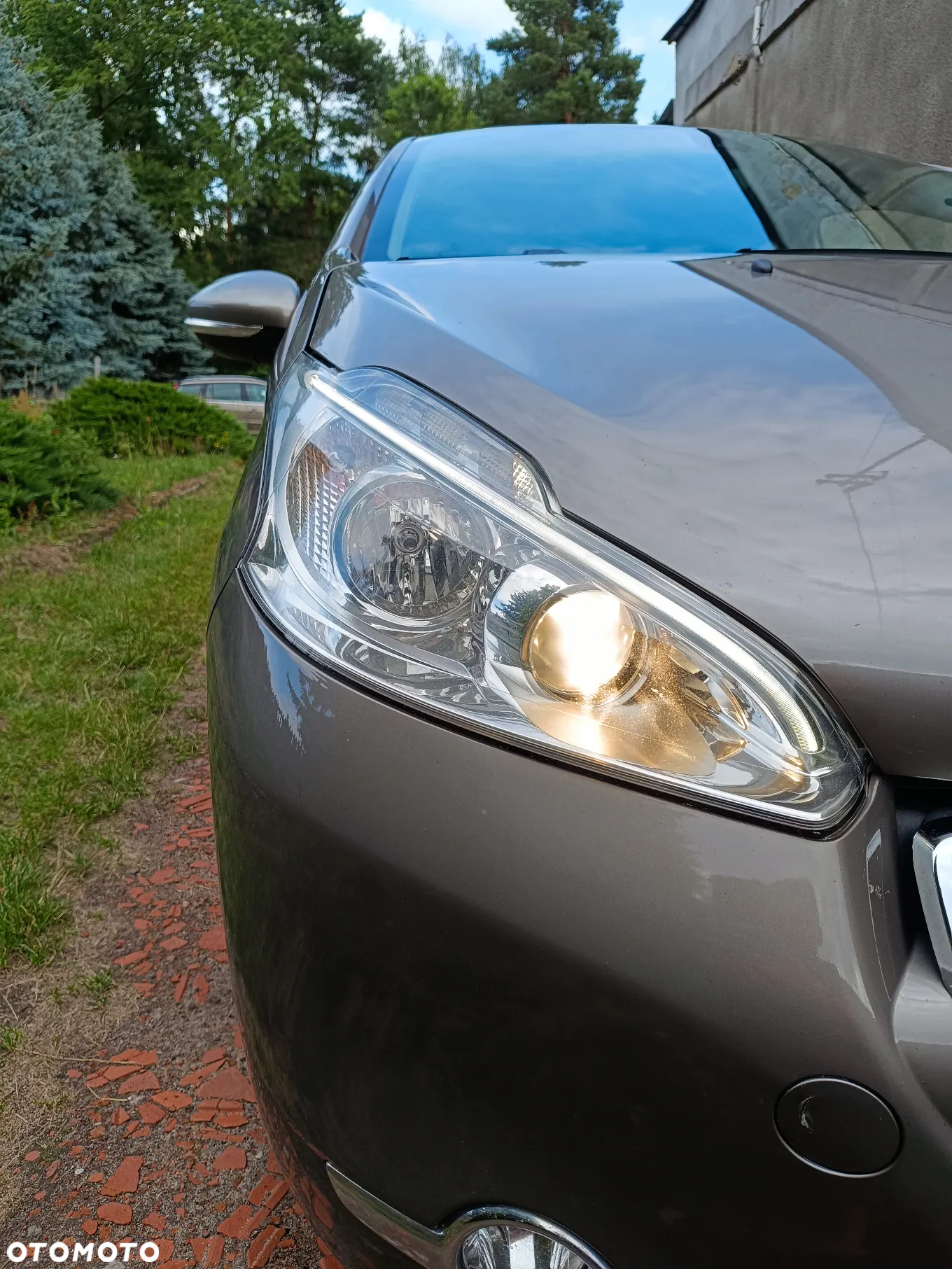 Peugeot 208 1.6 e-HDi Allure STT - 33