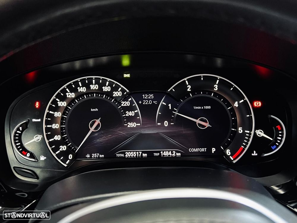 BMW 520 d Pack M Auto - 25