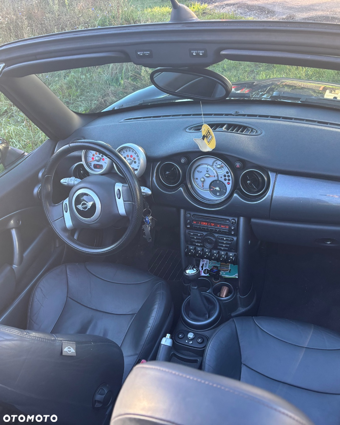 MINI Cooper Cabrio - 5