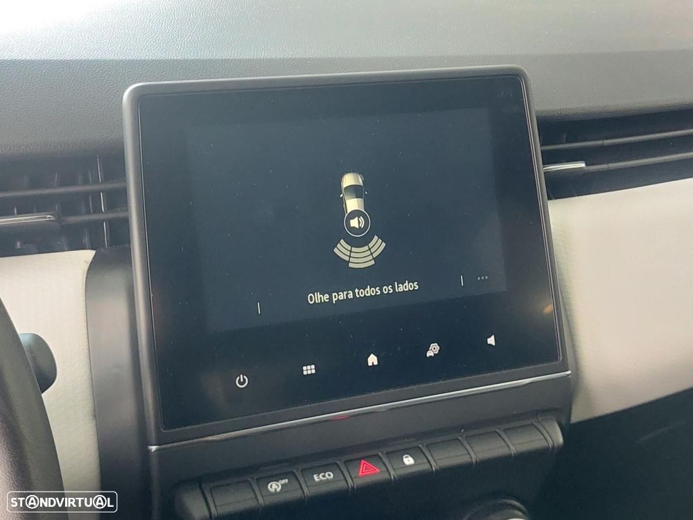 Renault Clio 1.0 TCe Evolution Bi-Fuel - 28