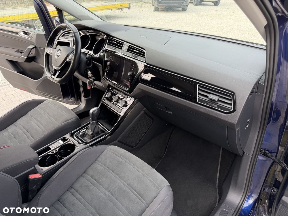 Volkswagen Touran 1.5 TSI EVO Highline DSG - 20