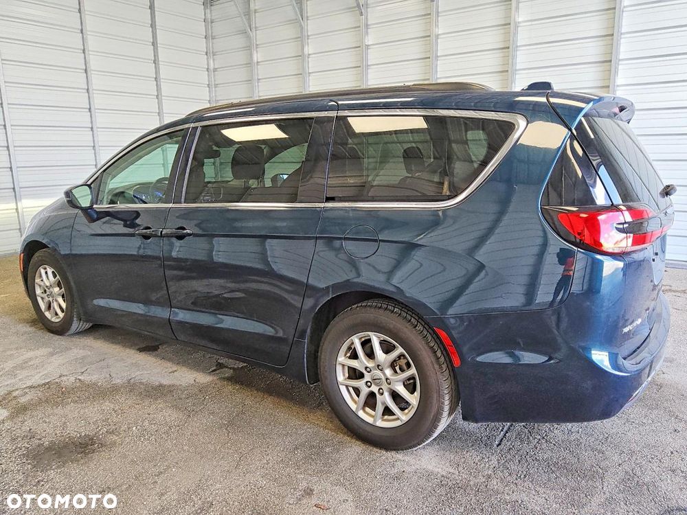 Chrysler Pacifica - 10