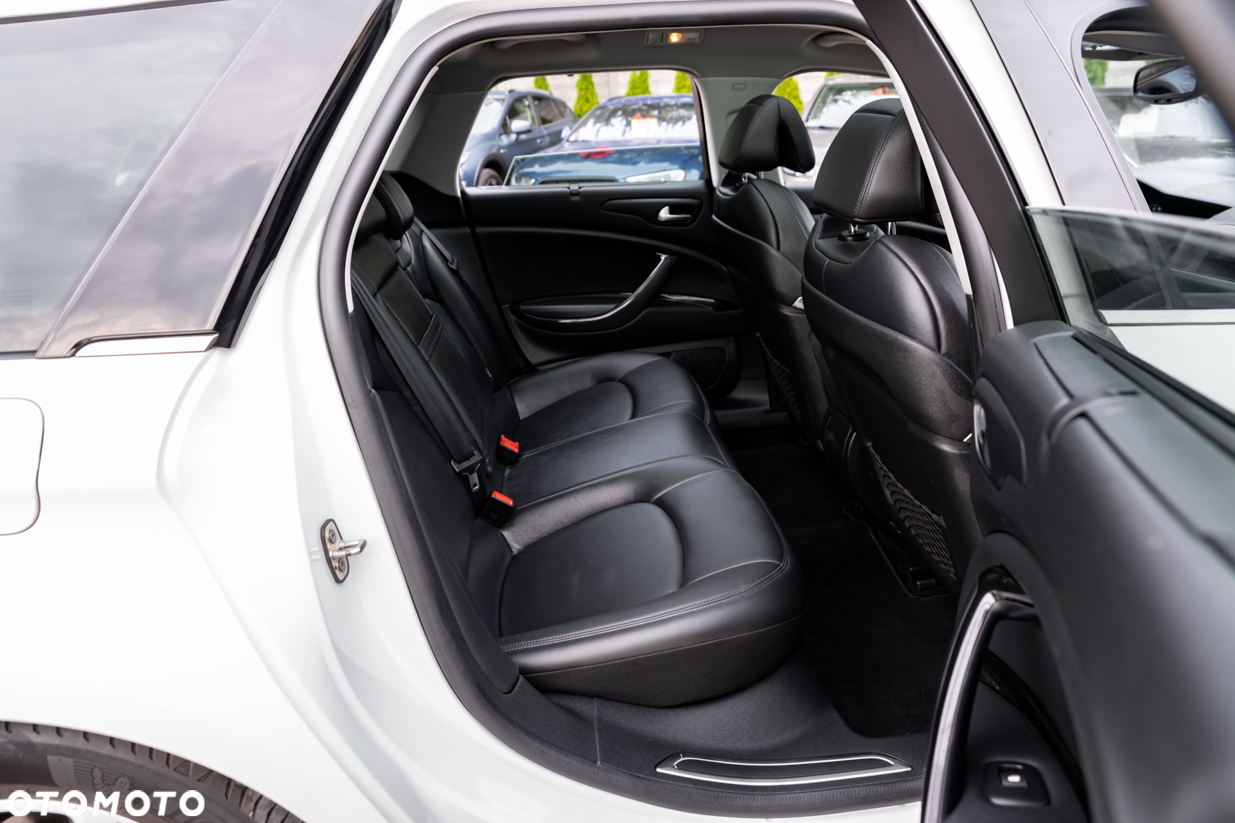 Citroën C5 Tourer BlueHDi 180 S&S EAT6 Exclusive - 26