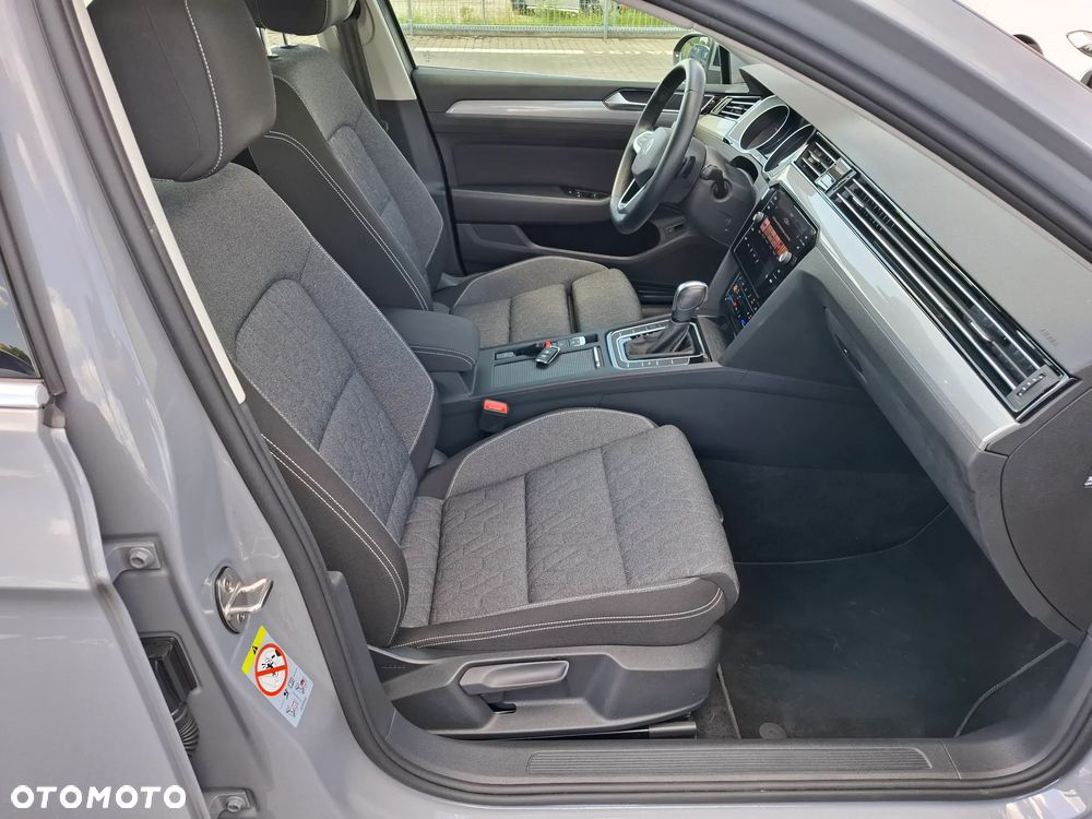 Volkswagen Passat Variant 2.0 TDI EVO Business DSG - 12
