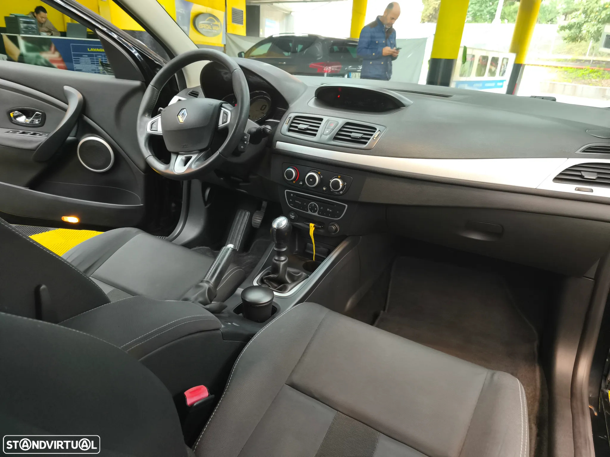 Renault Mégane Sport Tourer 1.5 dCi Dynamique S - 15