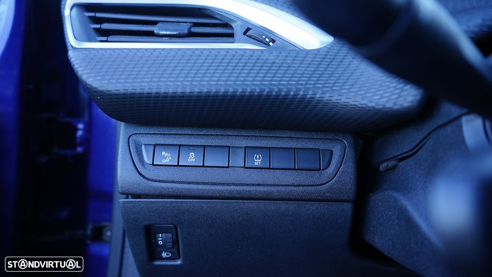 Peugeot 2008 1.2 PureTech Style - 25