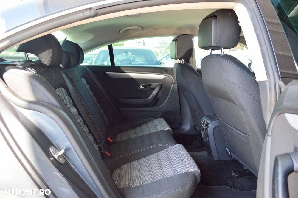 Volkswagen Passat CC 2.0 TDI BlueMotion Technology DSG - 24