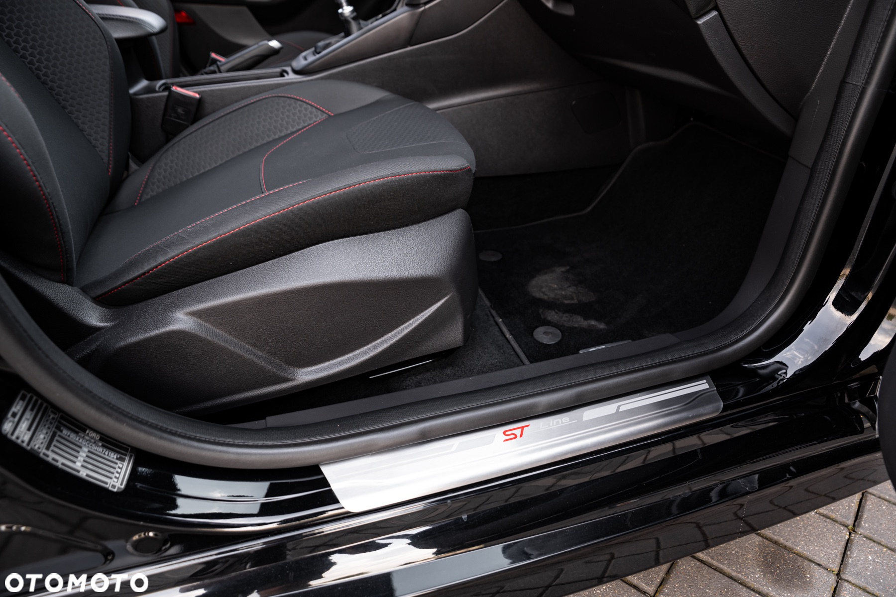 Ford Focus 1.5 EcoBoost Start-Stopp-System ST-LINE - 27
