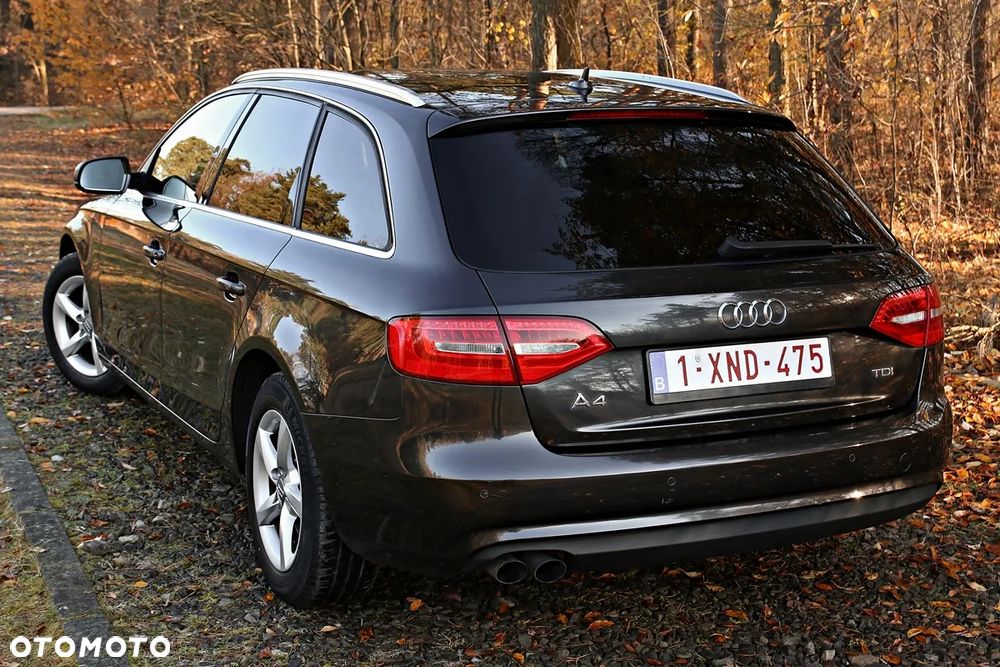 Audi A4 Avant 2.0 TDI DPF multitronic S line Sportpaket - 24